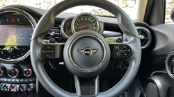 2022 (72) MINI HATCHBACK 2.0 Cooper S Classic 5dr Auto 5711258