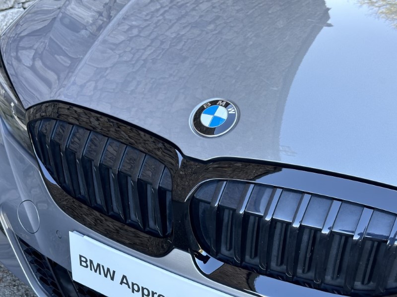 2021 (21) BMW 3 SERIES 330i M Sport Pro Edition Touring  5698747