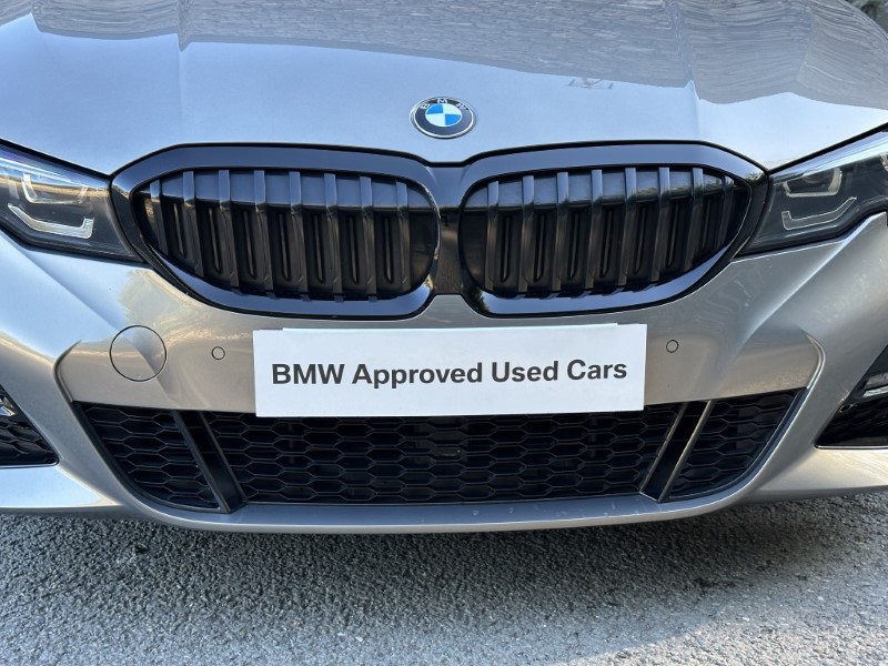 2021 (21) BMW 3 SERIES 330i M Sport Pro Edition Touring  5698784