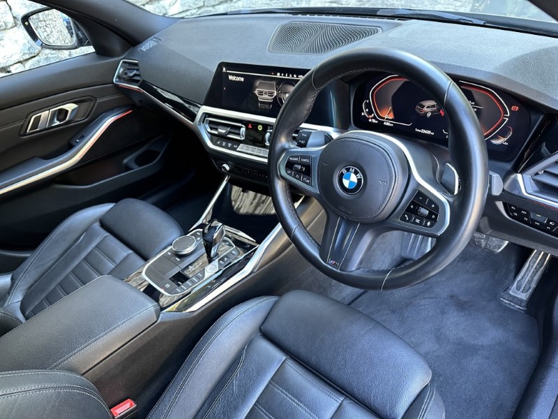 2021 (21) BMW 3 SERIES 330i M Sport Pro Edition Touring  5698726