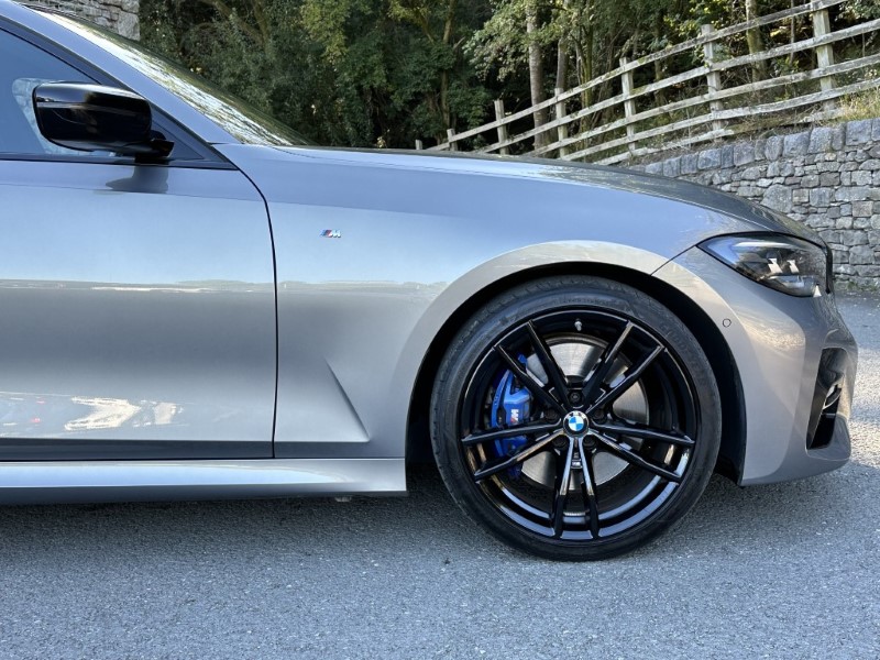 2021 (21) BMW 3 SERIES 330i M Sport Pro Edition Touring  5698793