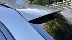 2021 (21) BMW 3 SERIES 330i M Sport Pro Edition Touring 5698772
