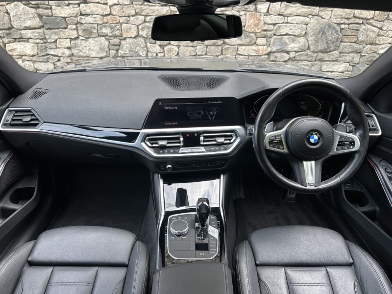 2021 (21) BMW 3 SERIES 330i M Sport Pro Edition Touring  5713339