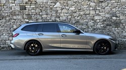 2021 (21) BMW 3 SERIES 330i M Sport Pro Edition Touring 5698718