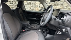 2023 (23) MINI HATCHBACK 1.5 Cooper Classic 5dr 5714906