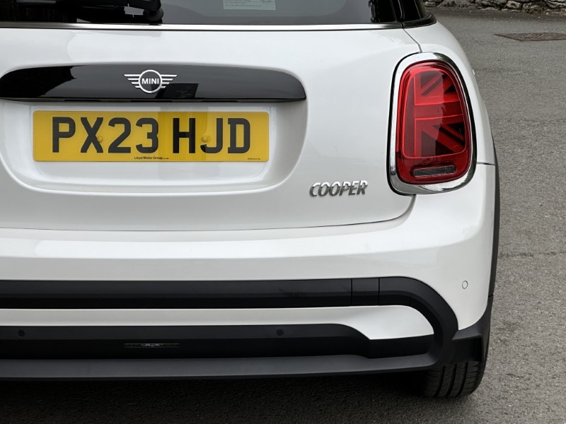 2023 (23) MINI HATCHBACK 1.5 Cooper Classic 5dr 5714902