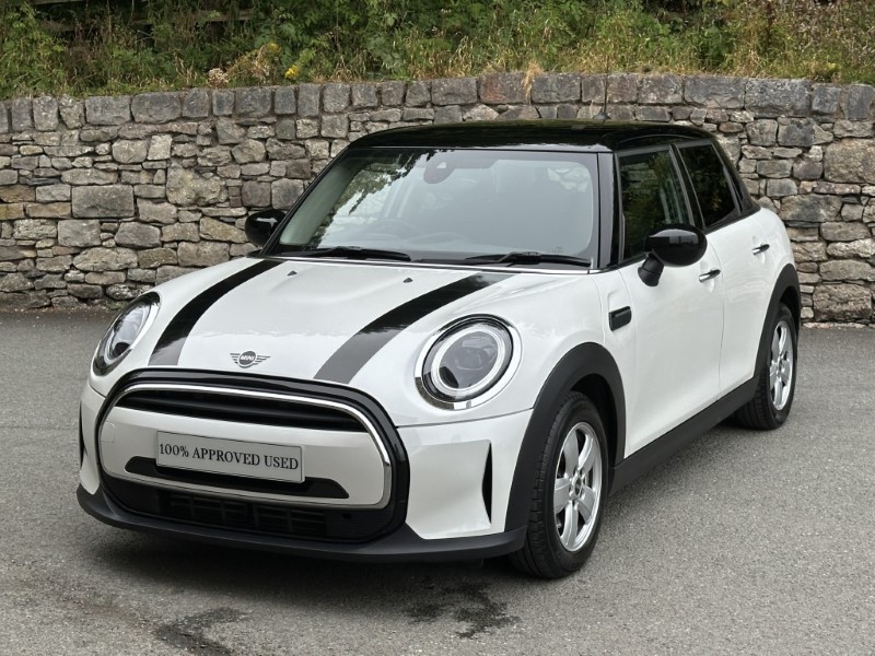 2023 (23) MINI HATCHBACK 1.5 Cooper Classic 5dr 5714944