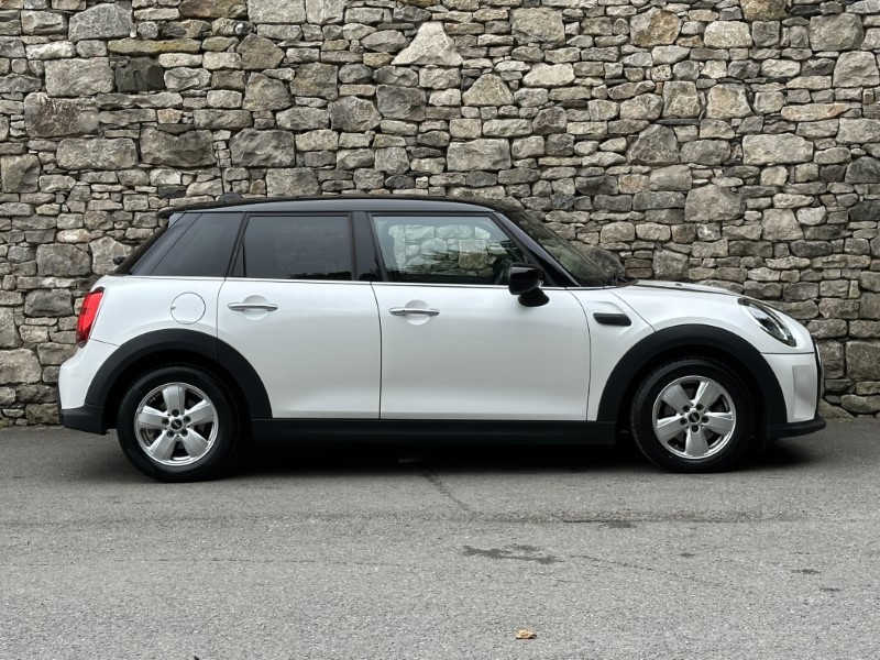 2023 (23) MINI HATCHBACK 1.5 Cooper Classic 5dr 5714899