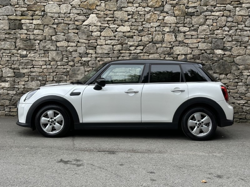 2023 (23) MINI HATCHBACK 1.5 Cooper Classic 5dr 5714924