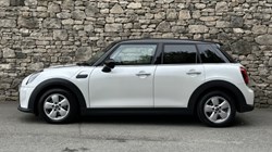 2023 (23) MINI HATCHBACK 1.5 Cooper Classic 5dr 5714924