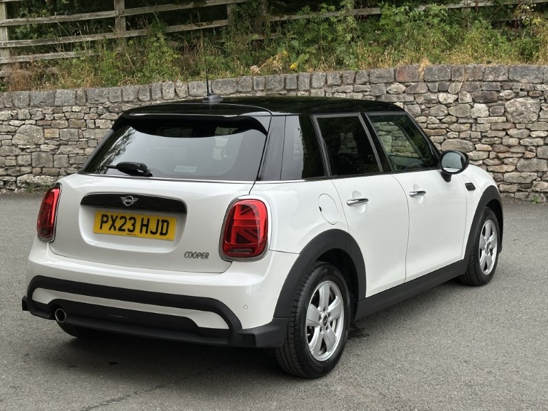 2023 (23) MINI HATCHBACK 1.5 Cooper Classic 5dr 5714960