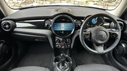 2023 (23) MINI HATCHBACK 1.5 Cooper Classic 5dr 5714943