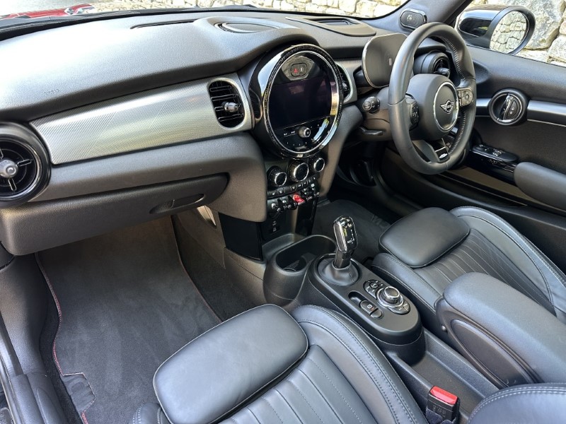 2022 (72) MINI HATCHBACK 2.0 John Cooper Works 3dr Auto 5702790