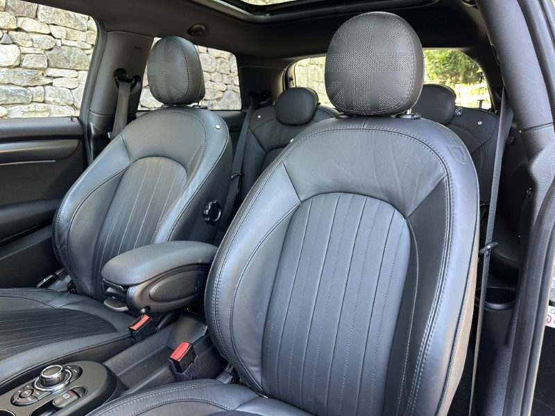 2022 (72) MINI HATCHBACK 2.0 John Cooper Works 3dr Auto 5702792