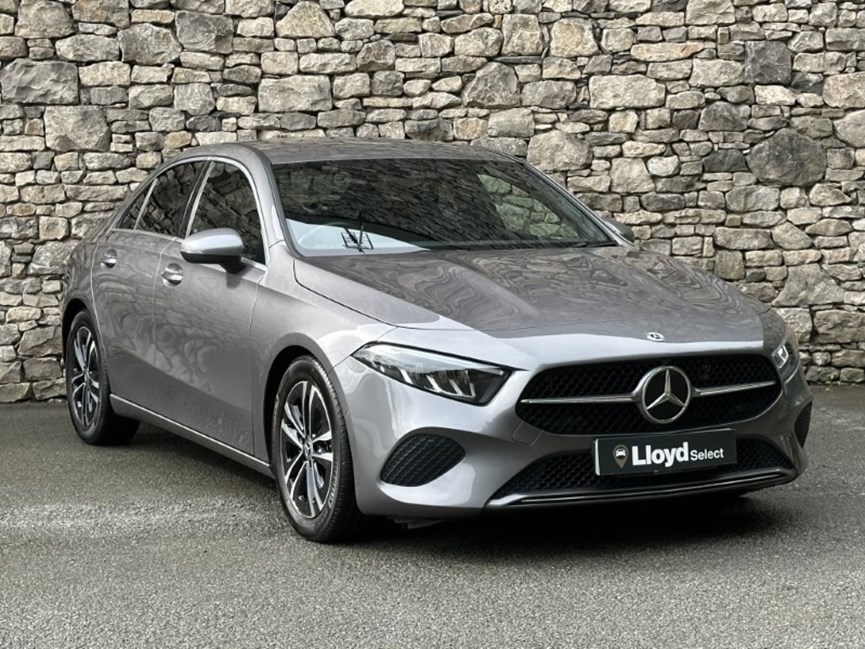 2024 (24) MERCEDES-BENZ A CLASS A200 Sport Executive 4dr Auto