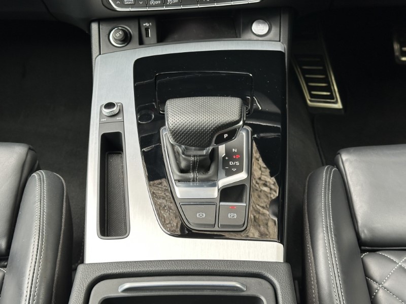2022 (72) AUDI Q5 45 TFSI Quattro S Line 5dr S Tronic 5721094