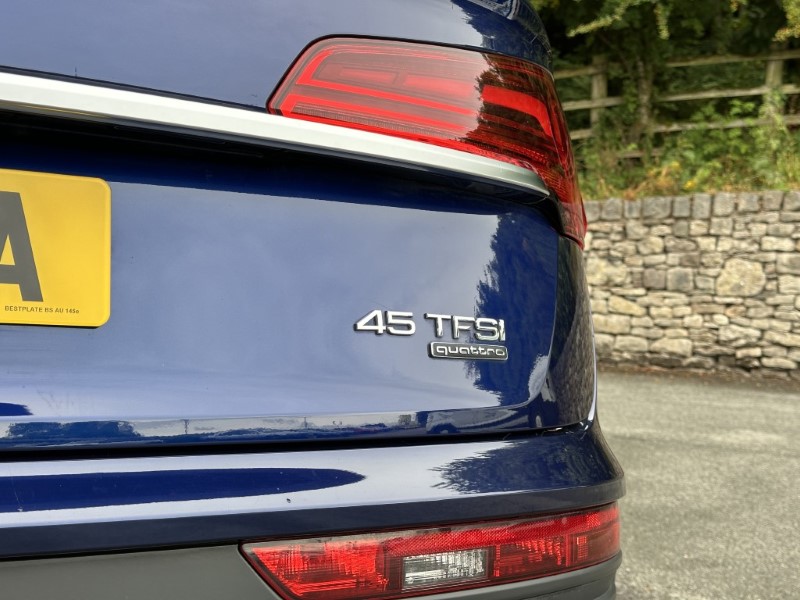 2022 (72) AUDI Q5 45 TFSI Quattro S Line 5dr S Tronic 5721056