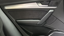 2022 (72) AUDI Q5 45 TFSI Quattro S Line 5dr S Tronic 5721060
