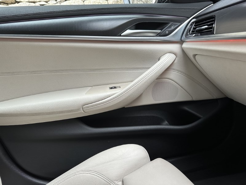 2020 (70) BMW 5 SERIES 520d MHT M Sport Saloon 5706596