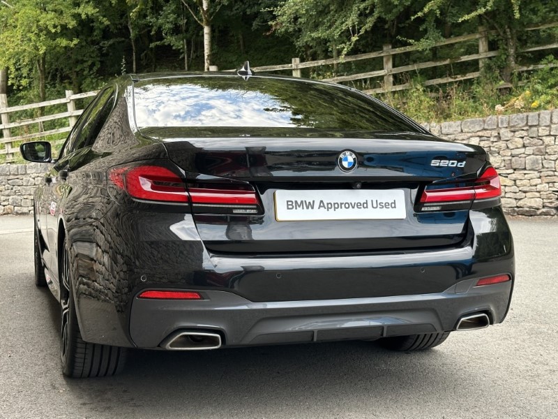 2020 (70) BMW 5 SERIES 520d MHT M Sport Saloon 5712936