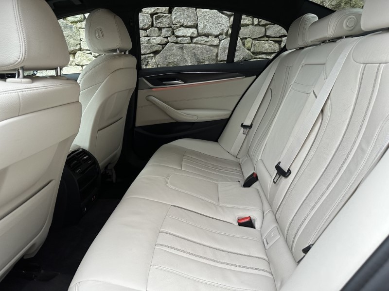 2020 (70) BMW 5 SERIES 520d MHT M Sport Saloon 5706618
