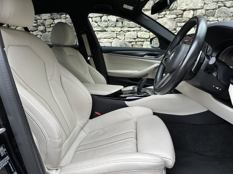 2020 (70) BMW 5 SERIES 520d MHT M Sport Saloon 5706583