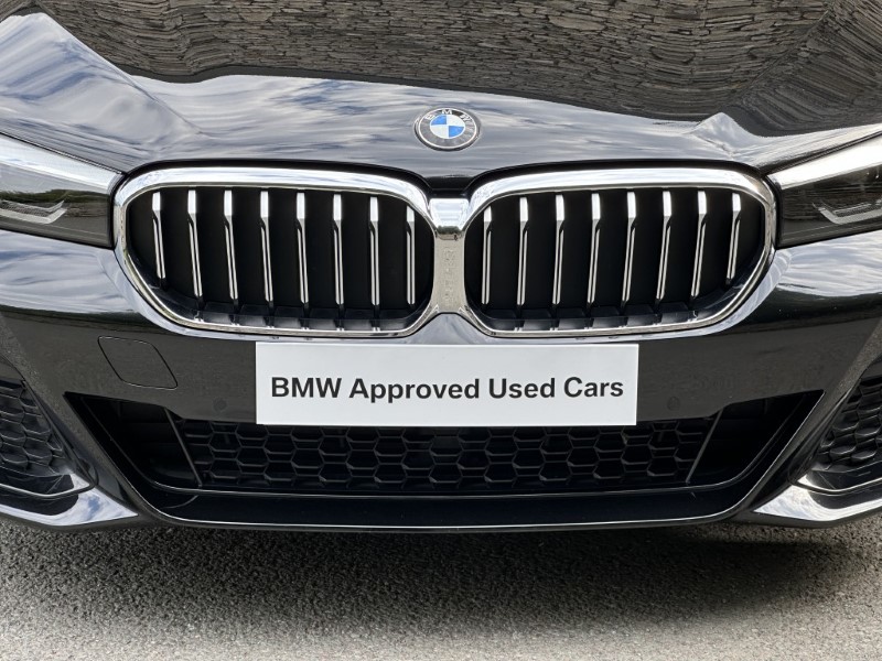 2020 (70) BMW 5 SERIES 520d MHT M Sport Saloon 5712968