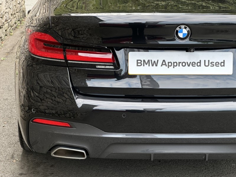 2020 (70) BMW 5 SERIES 520d MHT M Sport Saloon 5712937
