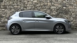 2021 (71) PEUGEOT 208 1.2 PureTech 100 Allure Premium 5dr EAT8 5725760