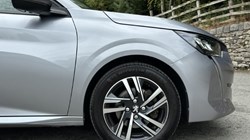 2021 (71) PEUGEOT 208 1.2 PureTech 100 Allure Premium 5dr EAT8 5725816