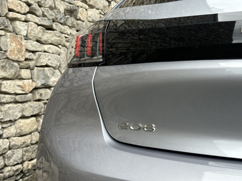 2021 (71) PEUGEOT 208 1.2 PureTech 100 Allure Premium 5dr EAT8 5725764