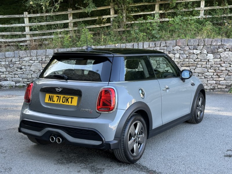 2021 (71) MINI HATCHBACK 2.0 Cooper S Classic 3dr 5805961
