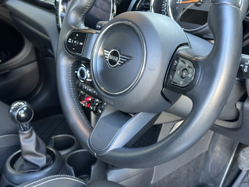 2021 (71) MINI HATCHBACK 2.0 Cooper S Classic 3dr 5805905