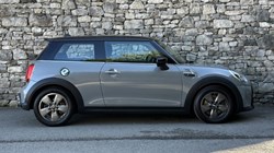 2021 (71) MINI HATCHBACK 2.0 Cooper S Classic 3dr 5805898