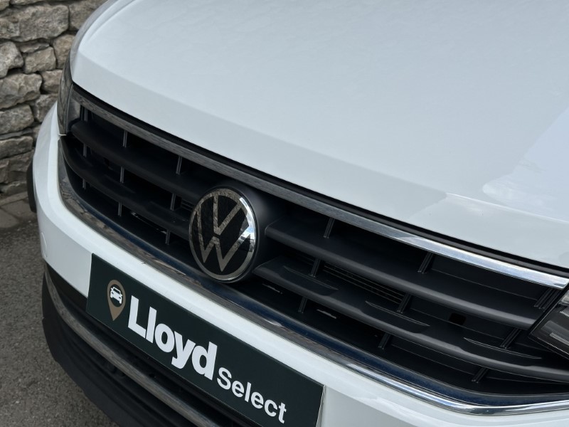 2022 (22) VOLKSWAGEN TIGUAN 1.5 TSI 150 Active 5dr DSG 5740232