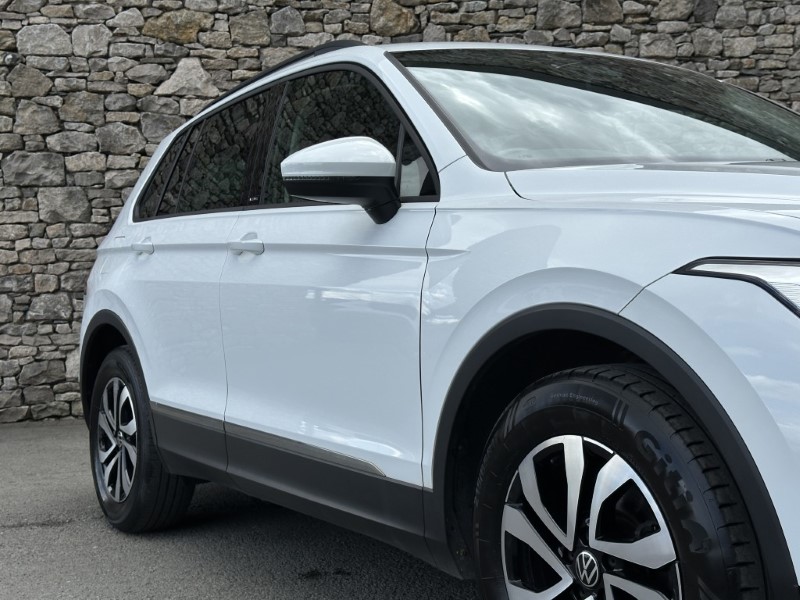 2022 (22) VOLKSWAGEN TIGUAN 1.5 TSI 150 Active 5dr DSG 5740274