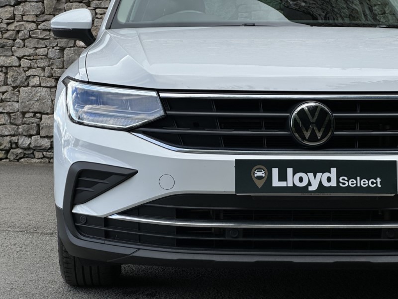 2022 (22) VOLKSWAGEN TIGUAN 1.5 TSI 150 Active 5dr DSG 5740268