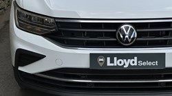 2022 (22) VOLKSWAGEN TIGUAN 1.5 TSI 150 Active 5dr DSG 5740230