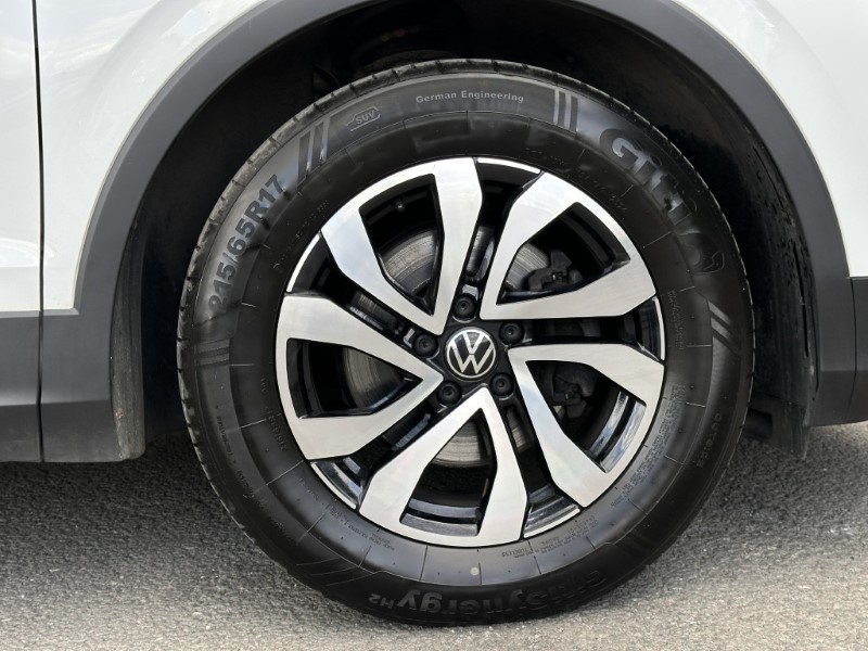 2022 (22) VOLKSWAGEN TIGUAN 1.5 TSI 150 Active 5dr DSG 5740273