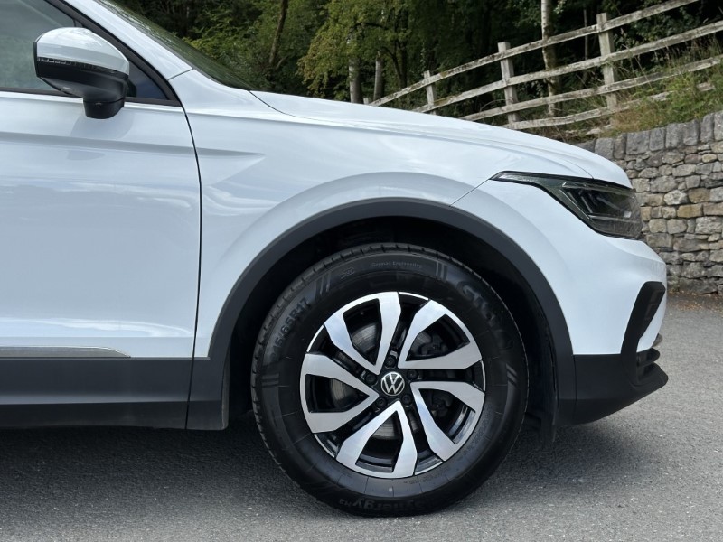 2022 (22) VOLKSWAGEN TIGUAN 1.5 TSI 150 Active 5dr DSG 5740272