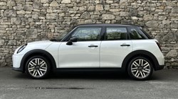 2025 (75) MINI COOPER 2.0 S Classic 5dr Auto 5787990