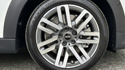 2025 (75) MINI COOPER 2.0 S Classic 5dr Auto 5788028