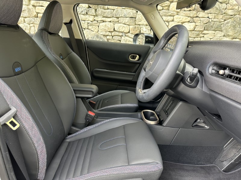2025 (75) MINI COOPER 2.0 S Classic 5dr Auto 5788043
