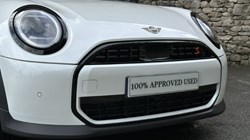 2025 (75) MINI COOPER 2.0 S Classic 5dr Auto 5788023