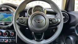 2019 (19) MINI HATCHBACK 1.5 Cooper Classic II 5dr Auto 5744298