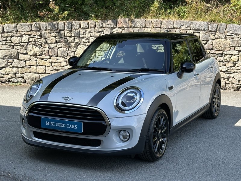 2019 (19) MINI HATCHBACK 1.5 Cooper Classic II 5dr Auto 5744302
