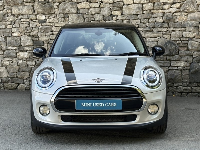 2019 (19) MINI HATCHBACK 1.5 Cooper Classic II 5dr Auto 5744307