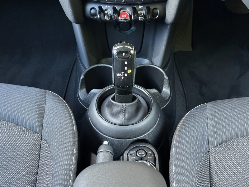 2019 (19) MINI HATCHBACK 1.5 Cooper Classic II 5dr Auto 5744300