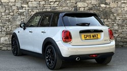 2019 (19) MINI HATCHBACK 1.5 Cooper Classic II 5dr Auto 1