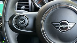 2019 (19) MINI HATCHBACK 1.5 Cooper Classic II 5dr Auto 5744269